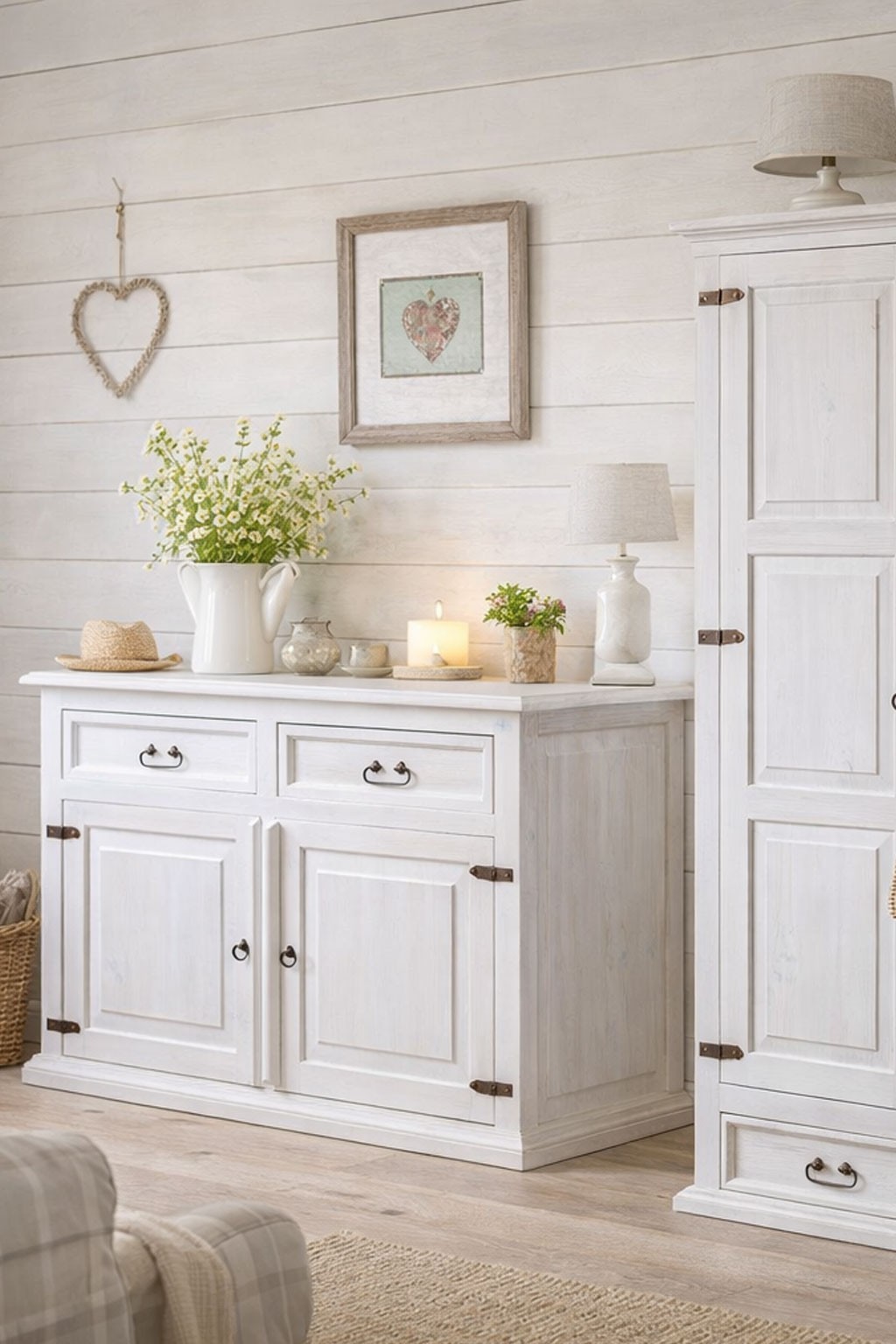 Czy warto kupić białe meble?